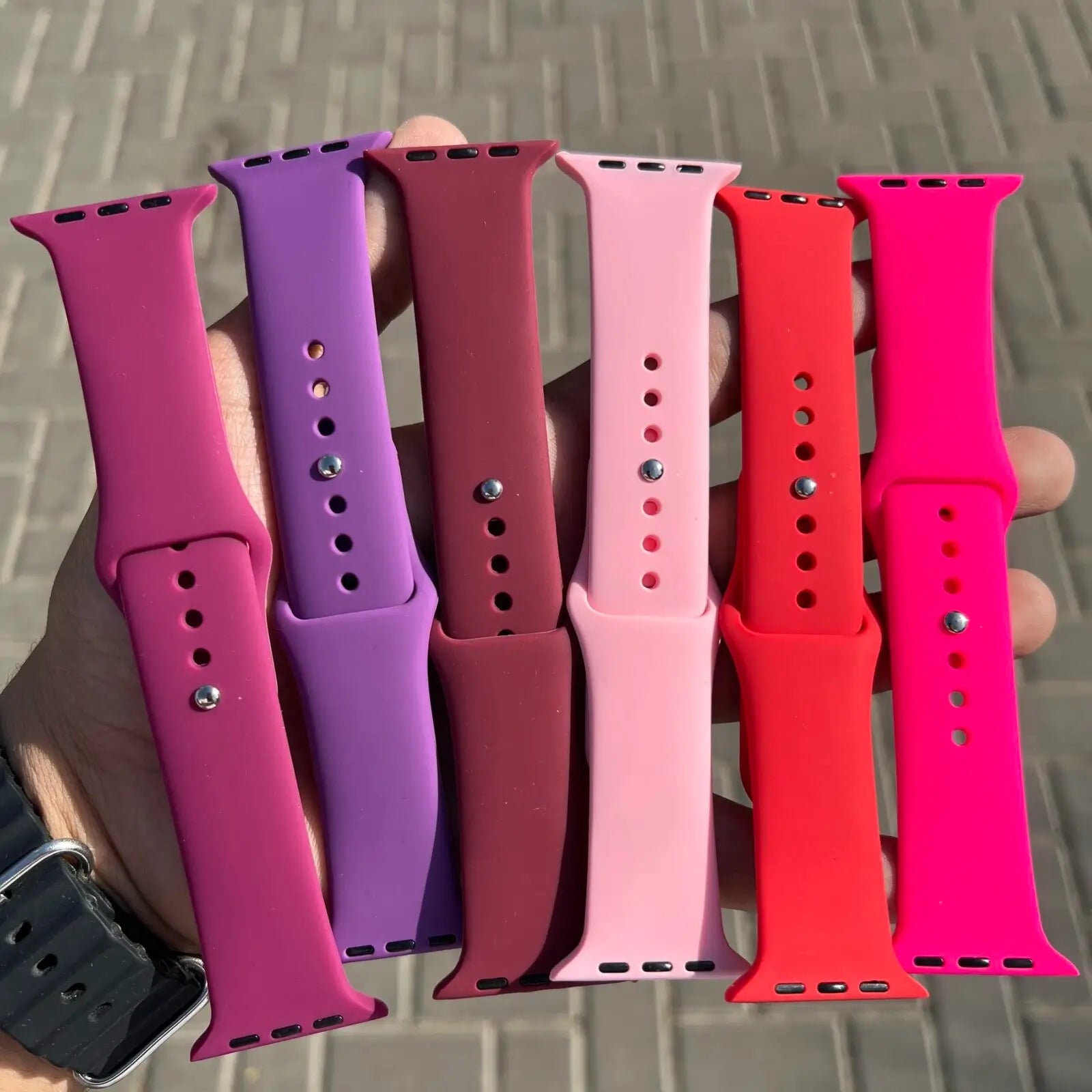 Silicone Band – Comfortable, Durable & Stylish Wristband for Everyday Wear!