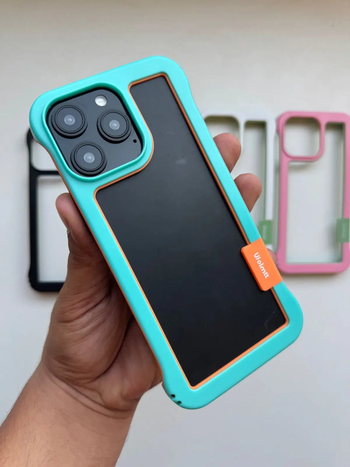 Frameless case