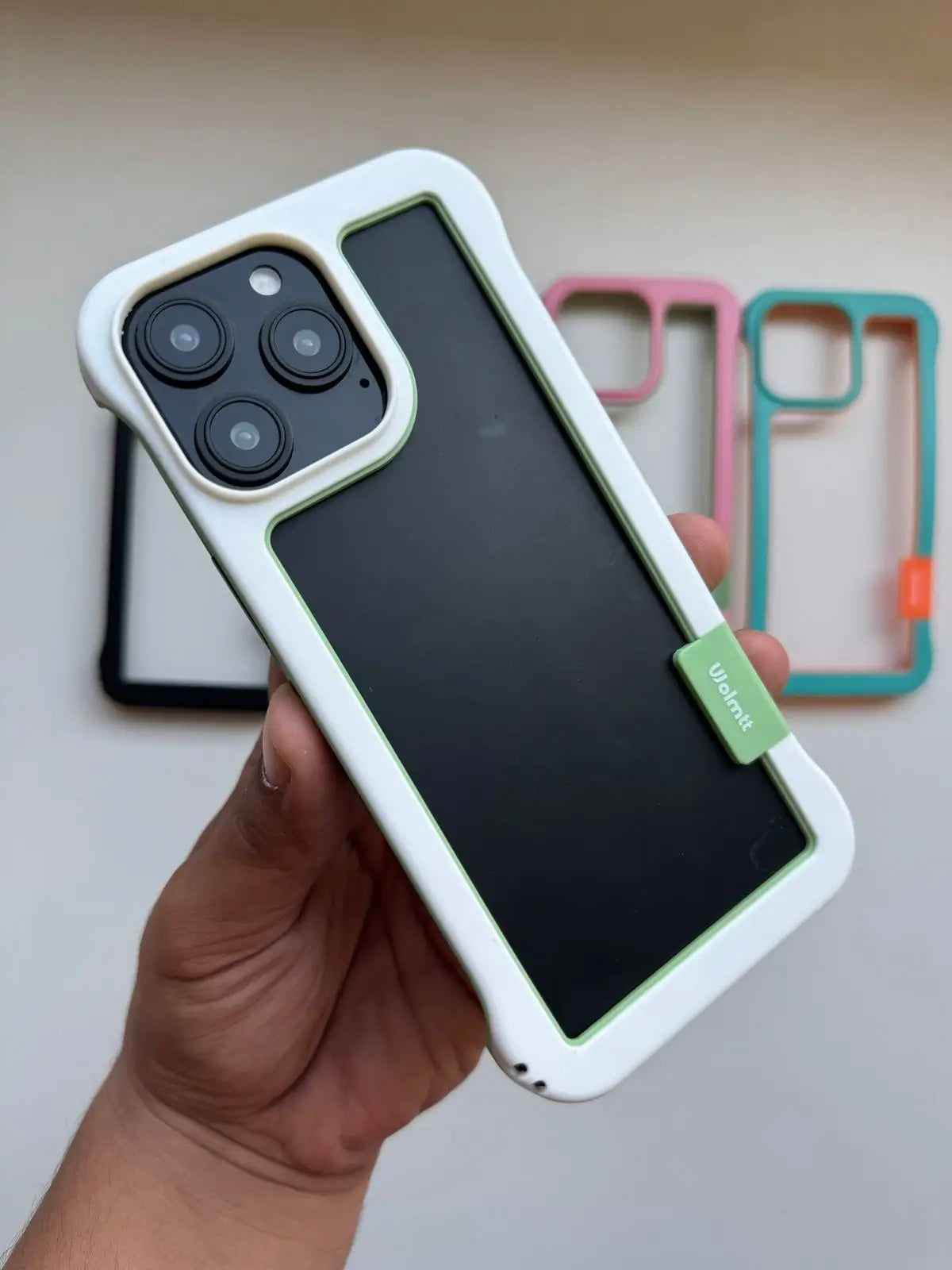 Frameless case