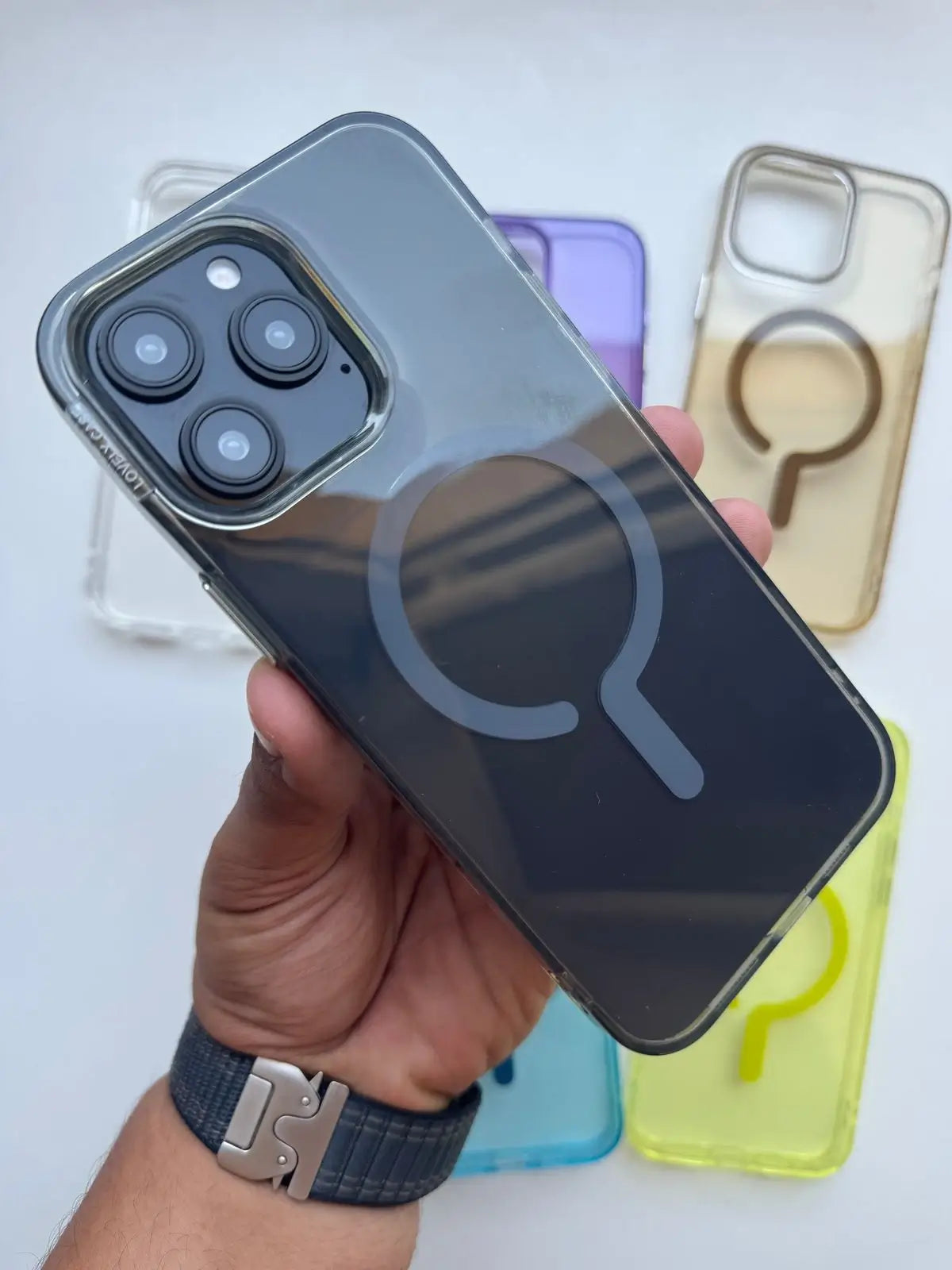 Transparent MagSafe case colors