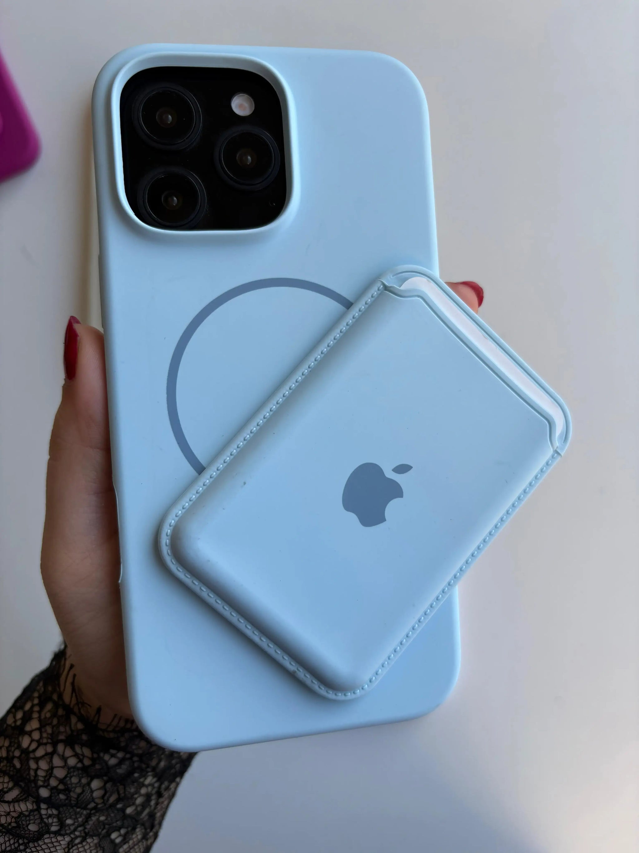 Cover with wallet magsafe 