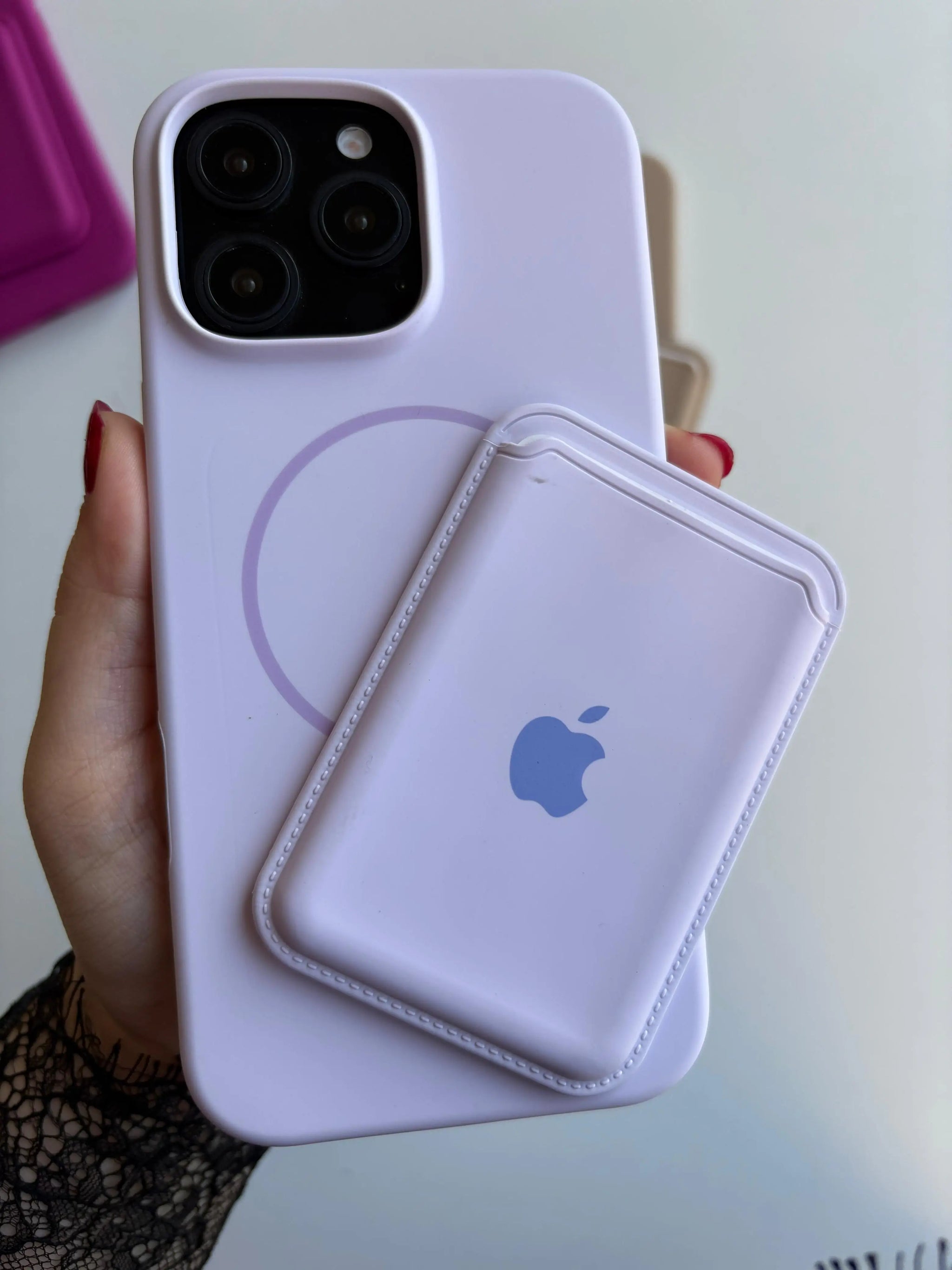 Cover with wallet magsafe 