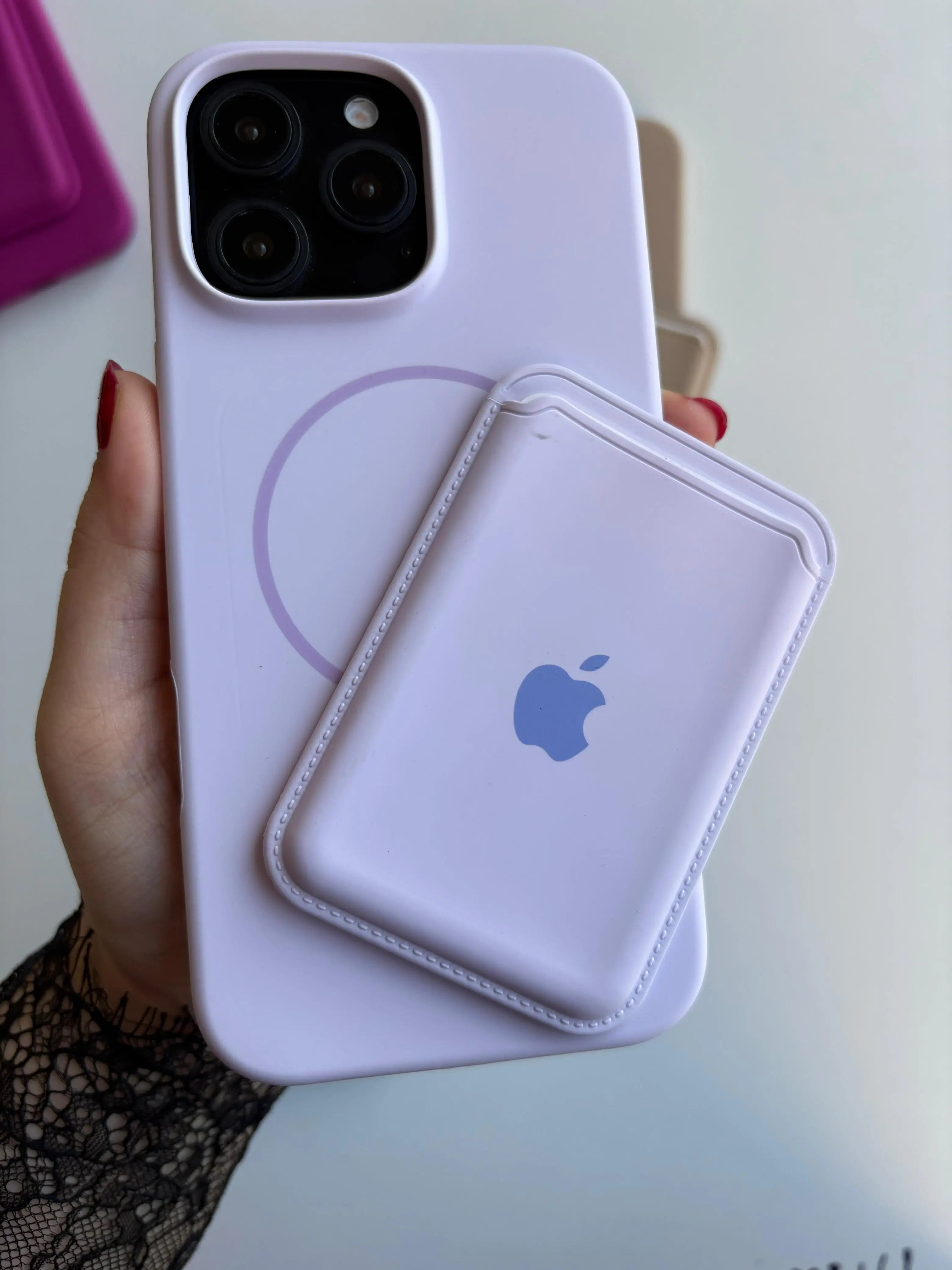 Cover with wallet magsafe 