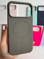 Silicone case with MagSafe